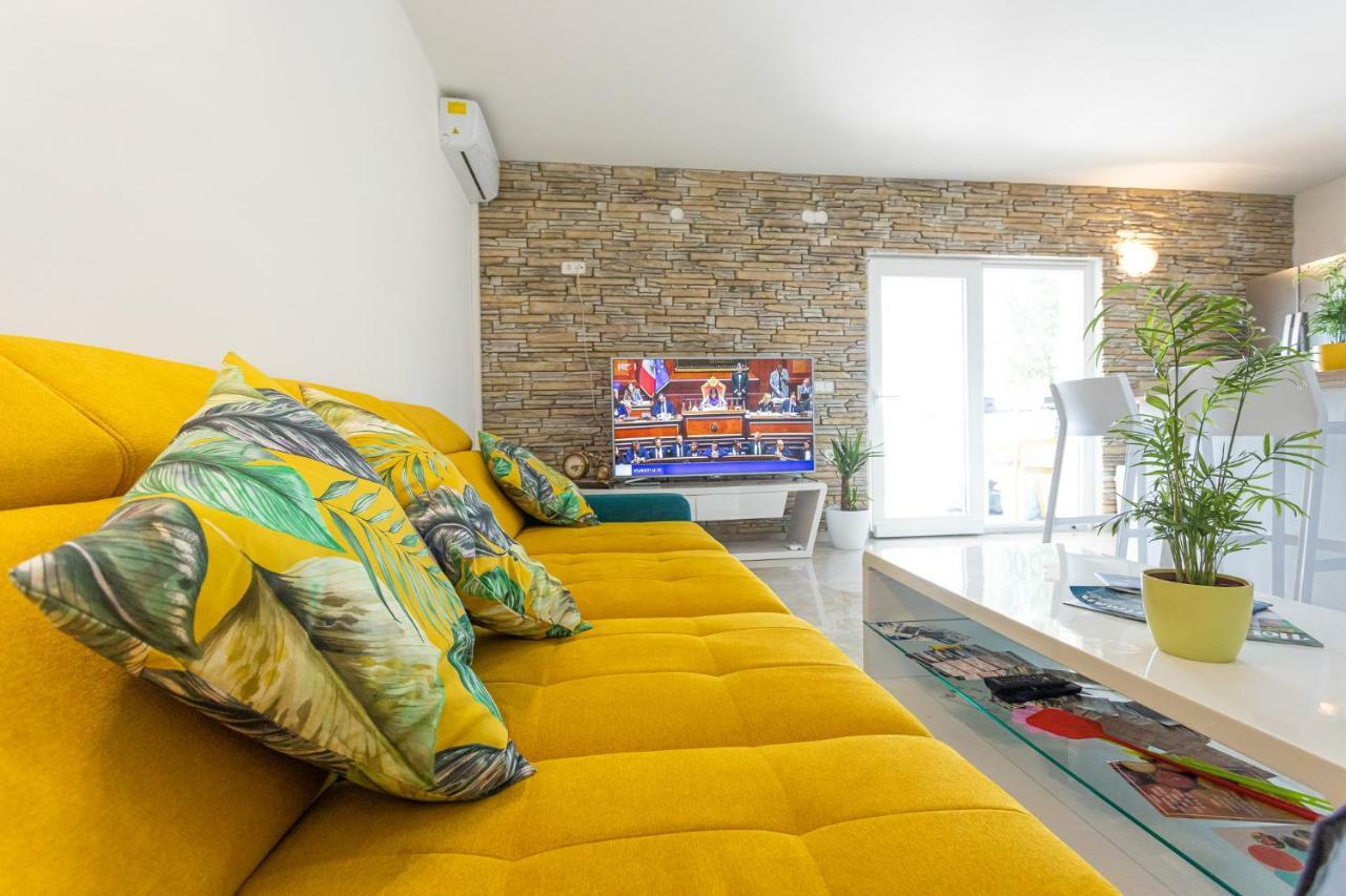 Villa Decima Milna  Ngoại thất bức ảnh