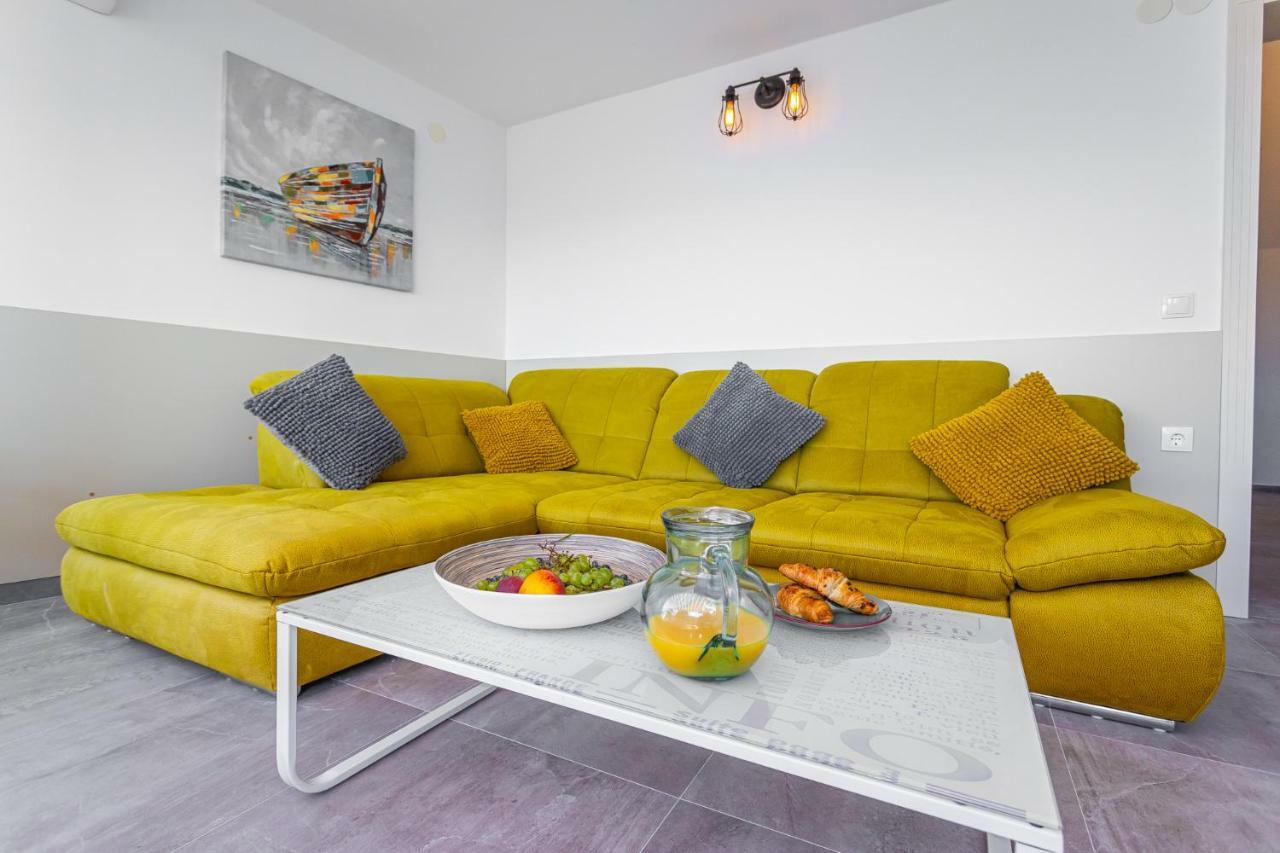 Villa Decima Milna  Ngoại thất bức ảnh